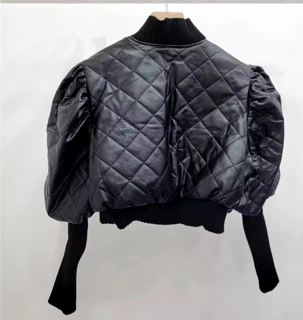 Zoey Quilted Crop Jacket (Re Stock Arrives (2/28)