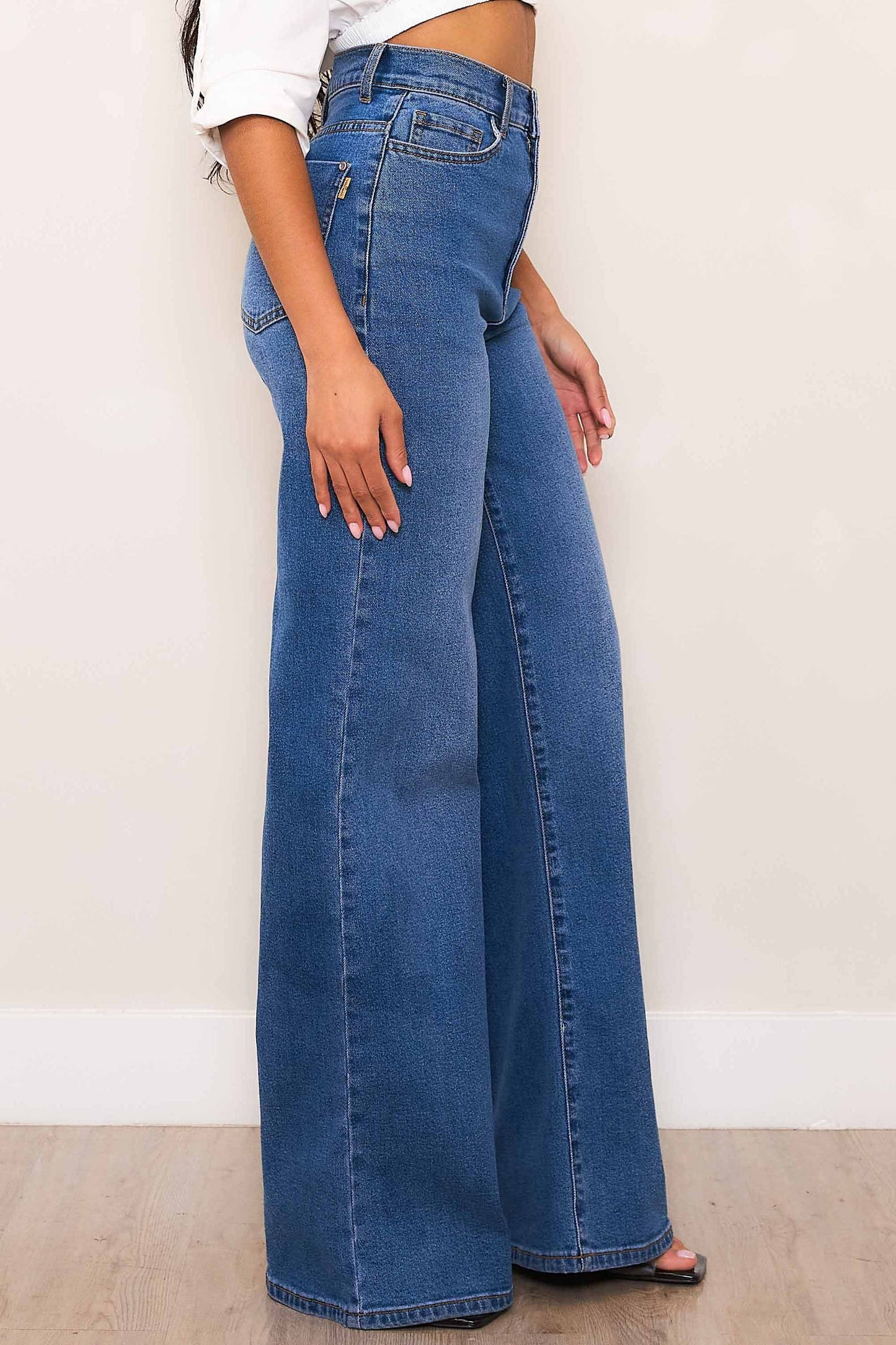 Jackie High-Rise Essential Wide Leg Jeans (Re Stock 10/20)